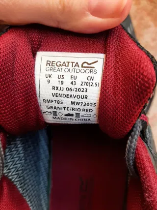 Zapatos de senderismo impermeables