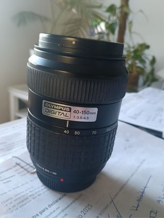 Cámara Olympus E-330 + objetivos 15-45 y 45-150