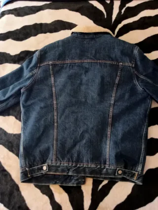 Cazadora Levi's Sherpa Talla XL