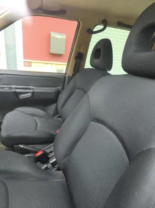 Nissan Terrano II 2005