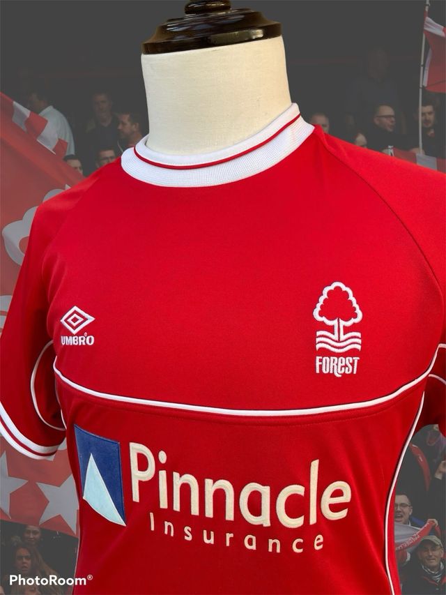 Camiseta Nottingham Forest 2000/01