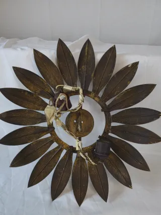 Lámpara de pared Sol Metal Dorada