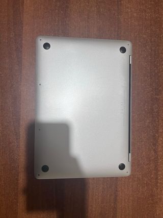 MacBook Pro 13 2017 Intel i5 8GB 256GB Argento