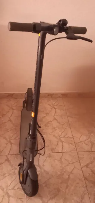 Patinete Eléctrico Xiaomi Essential