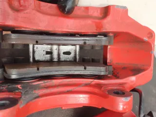 Pinzas Brembo Porsche 6 pistones Rojas