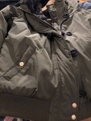 Chaqueta Bomber Verde Stradivarius