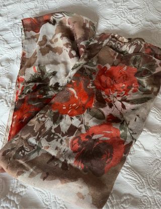 Sciarpa foulard con stampa floreale
