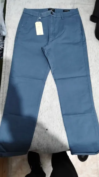 Pantalon Crafted Khaki Slim Tapered Fit