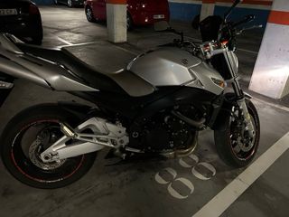 Suzuki GSR 600 Naked