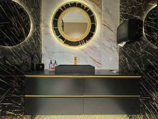 Local comercial en venta en Sotogrande Costa en San Roque