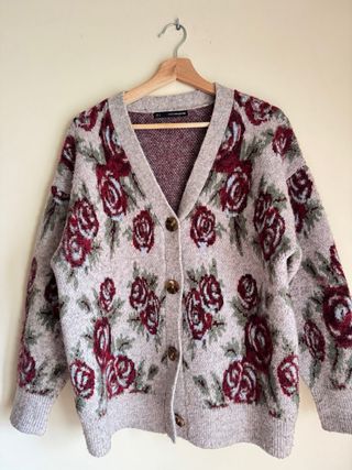Cárdigan Sfera Flores Talla S