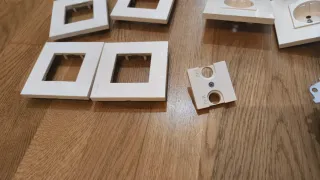 Interruptores y enchufes Niessen beige