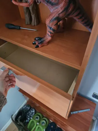 Mueble de madera cerezo