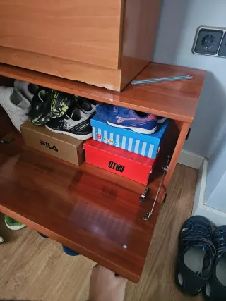 Mueble de madera cerezo