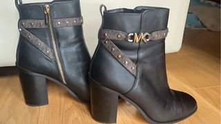 Stivaletti Michael Kors neri con tacco