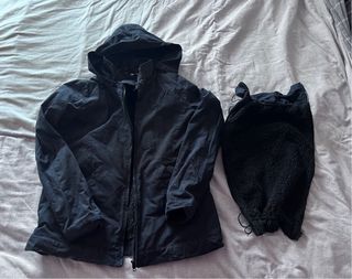 Chaqueta marca Momawo de porteo Negra, talla L