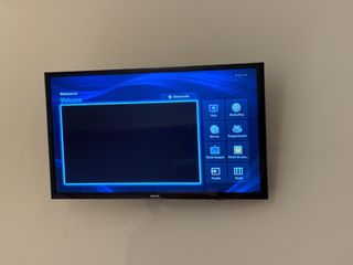 TV Samsung 32 con soporte de pared