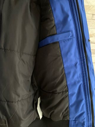 Chaqueta Zara Azul con Capucha y Pelo