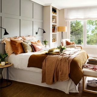 Lámparas de pared metálica anticuario. precio unid