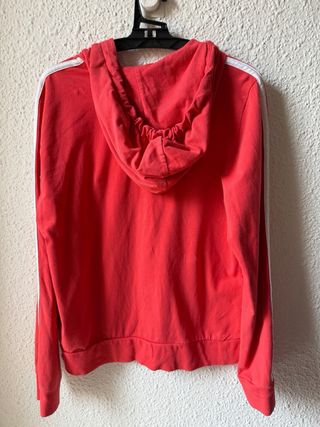 Chaqueta deportiva Adidas roja