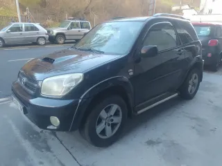 Toyota RAV4 2004