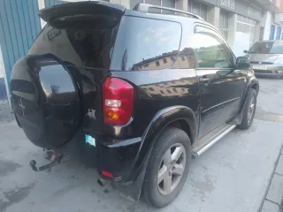 Toyota RAV4 2004