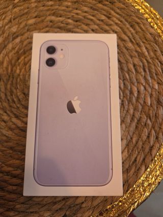 iPhone 11 64GB Morado Batería 73%