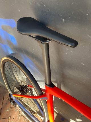 Bicicleta carretera BMC eléctrica AMP 3