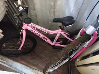Bicicleta infantil rosa ELEVEN