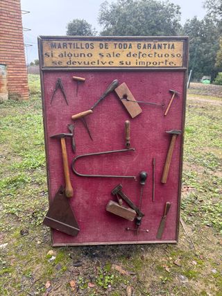 Cartel expositor martillos ferretería antiguo