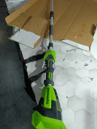 Sierra telescópica Greenworks G40PSFK2