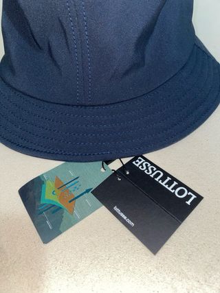 Gorro tipo pescador Lotusse azul