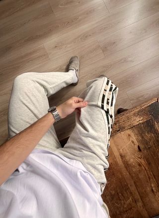 Pantalón jogger ancho vintage estampado leopardo