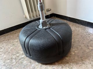 Punching Ball de boxeo y MMA y guantes