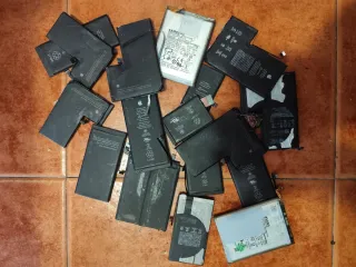 Lote 17 Baterías Teléfonos Móviles