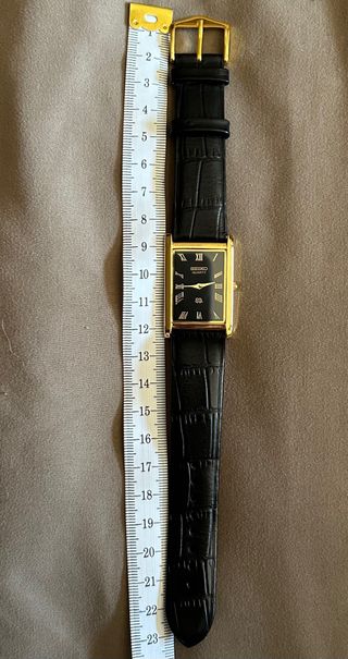 Reloj Seiko Quartz Rectangular.