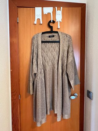 Abrigo fiesta brillo dorado talla 42