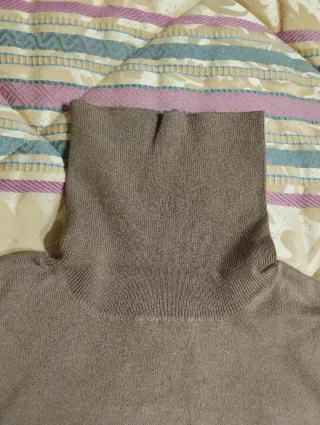 Maglioncino Zara Dolcevita Taglia M