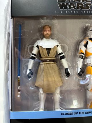 Obi-Wan Kenobi & Clone Trooper (212th) Black Serie