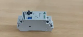 12 Telerruptores Schneider TL