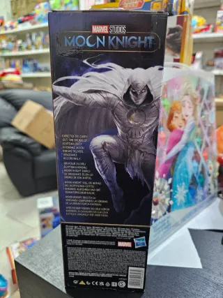 Action Figure Moon Knight Marvel Titan Hero Series