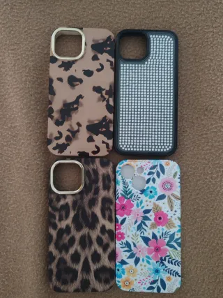 Fundas iPhone 15 El precio varía entre 5€ a 12€