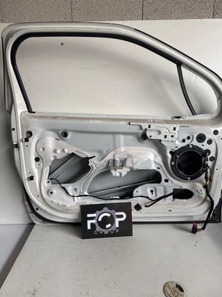 Puerta delantera izquierda Citroen DS3 Blanca