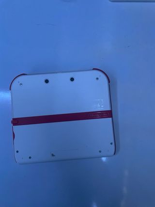 Nintendo 2DS Bianca + 4 Giochi + Caricatore