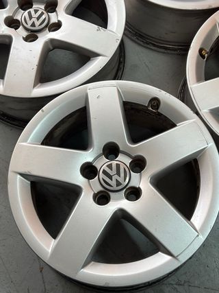 Llantas VW (4 unidades)