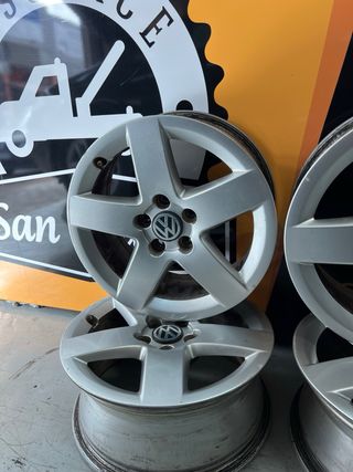 Llantas VW (4 unidades)