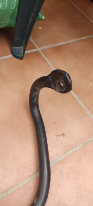 Barra estabilizadora + tacos Powerflex Golf 4 GTI