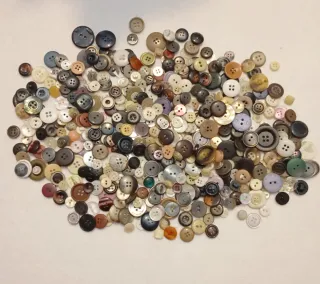 270g Bottoni Assortiti