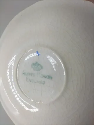 Set di 3 piatti antichi decorati