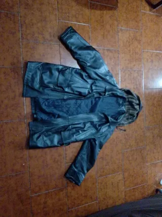 Giacca in pelle uomo con cappuccio